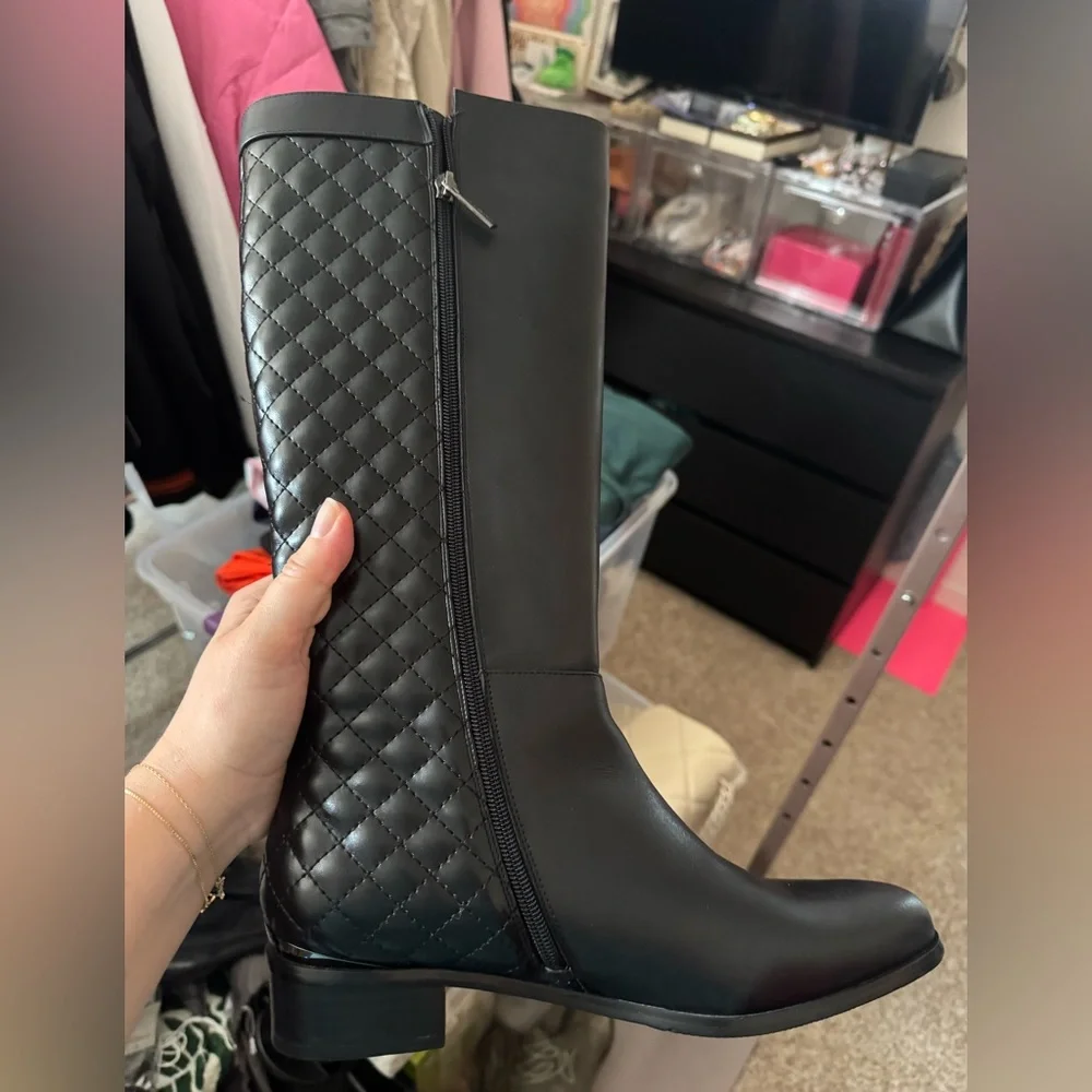NWOT Black Quilted Over-the-Knee Women's Boot with Side Zip